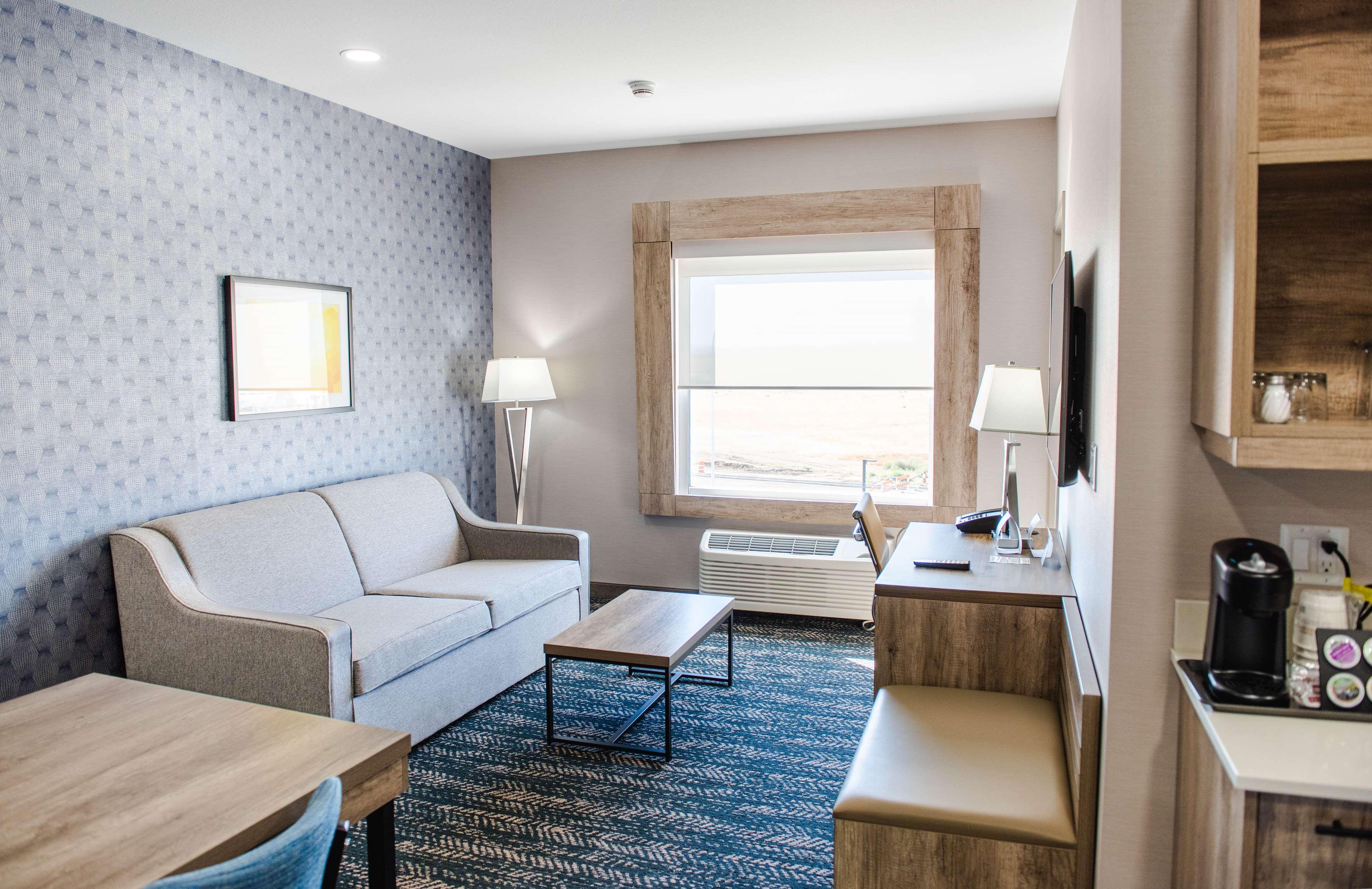 Best Western Premier Executive Residency Медисин Хет Екстериор снимка