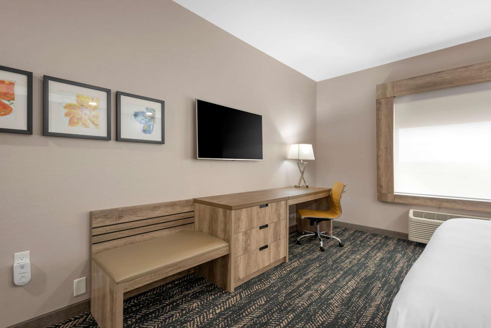 Best Western Premier Executive Residency Медисин Хет Екстериор снимка